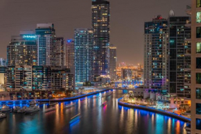 Stunning & Spacious 1BDR Full Marina view- 3mn to JBR Beach, Tram- for 6ppl- in Sahab Tower